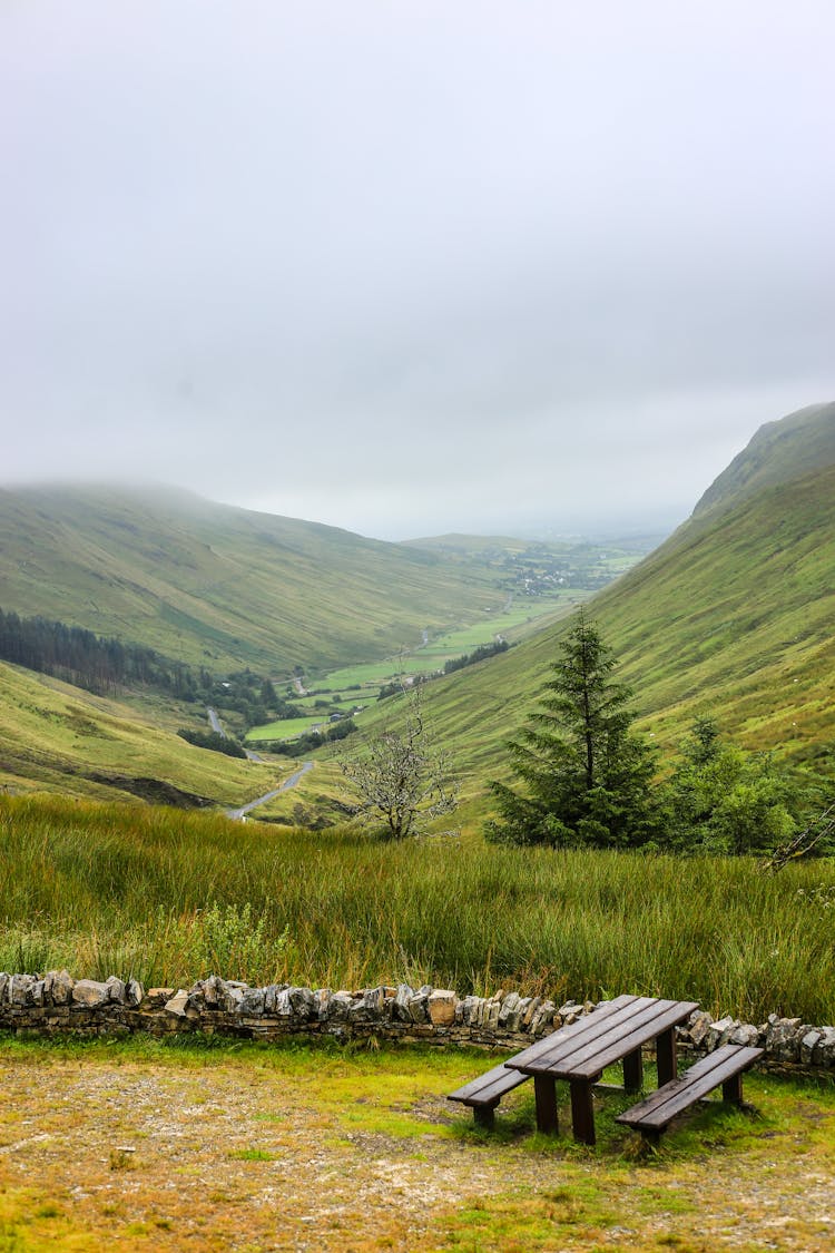 The Viewing Point Of Glengesh Pass In Donegal, Ireland