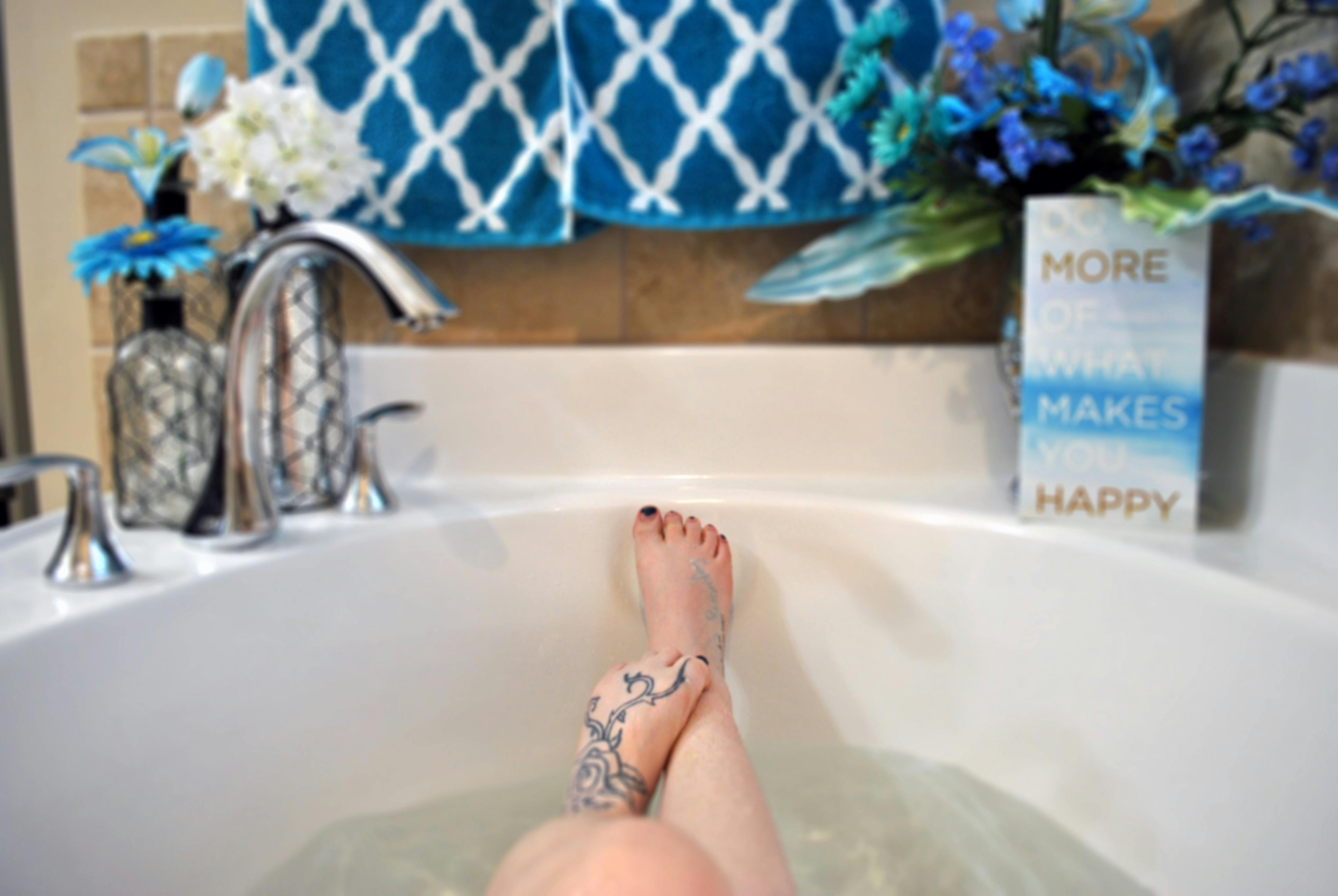 Free stock photo of bath tub, bathtub, blue flower
