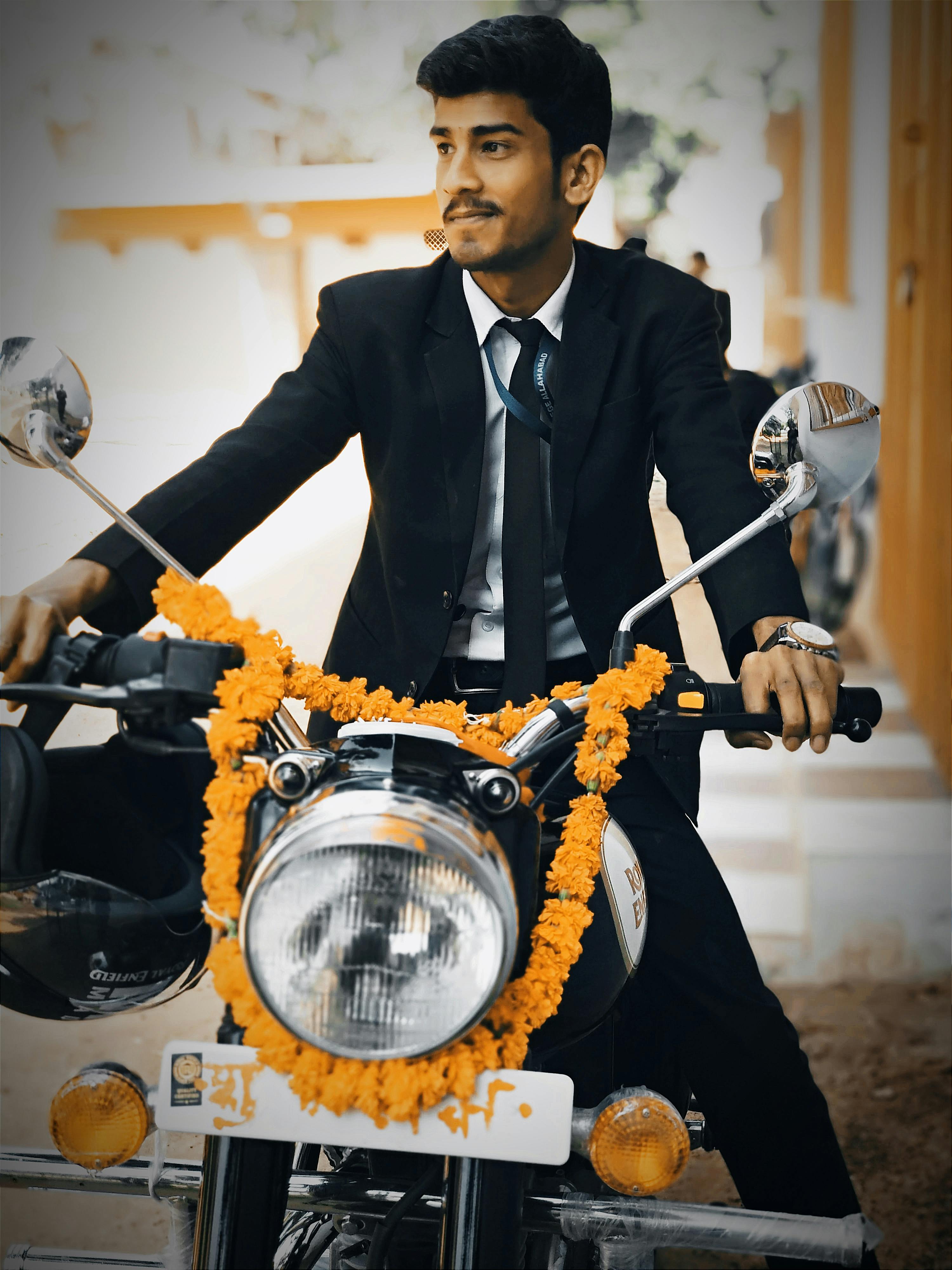 Man in black helmet riding motorcycle photo – Free Motorcycle Image on  Unsplash