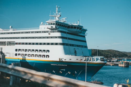 Photos gratuites de bateau de croisière, embarcation, espace extérieur