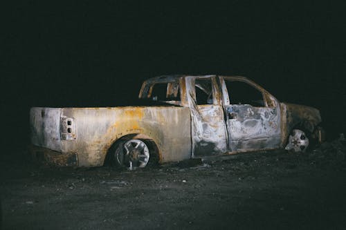 Fotos de stock gratuitas de abandonado, chatarra, coche