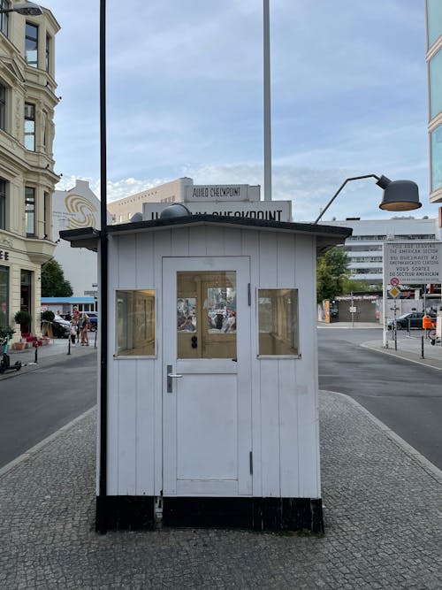 Ilmainen kuvapankkikuva tunnisteilla Berliini, checkpoint charlie, historiallinen