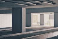 这栋位于印度尼西亚槟城的当代多层建筑采用极简主义设计，室内光线充足