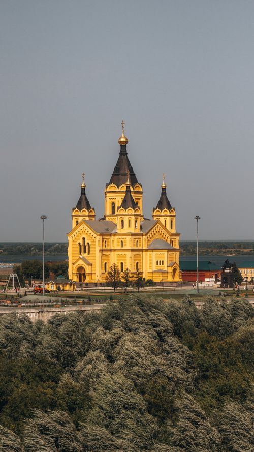 Free View of the stunning Alexander Nevsky Cathedral in Nizhny Novgorod, Russia, with its distinctive architecture. Stock Photo