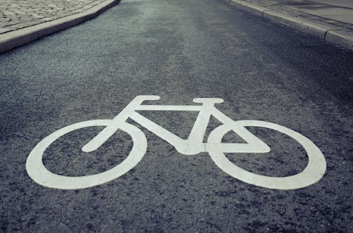 Kostnadsfria Kostnadsfri bild av cykel, gatuskylt, skylt Stock foto
