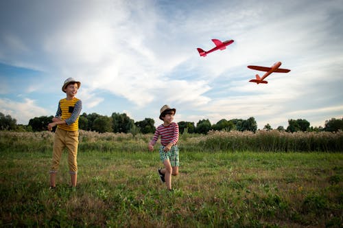 ฟรี คลังภาพถ่ายฟรี ของ การบิน, การเล่น, ครอบครัว คลังภาพถ่าย