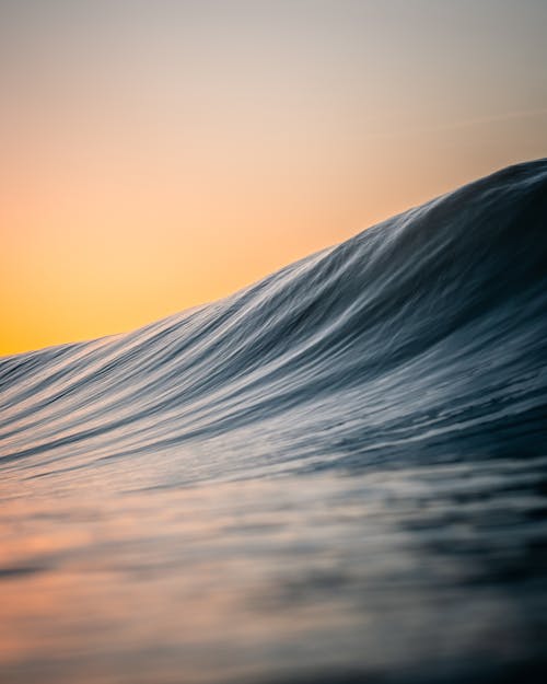 Foto profissional grátis de alvorecer, cair da noite, mar