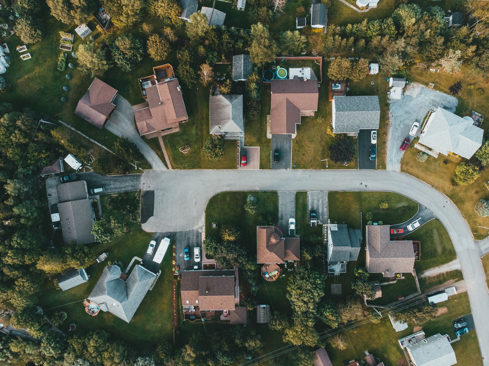 How to Evaluate a Home's Location Before You Buy