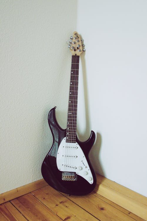 Ücretsiz elektro gitar, gitar, Kaya içeren Ücretsiz stok fotoğraf Stok Fotoğraflar