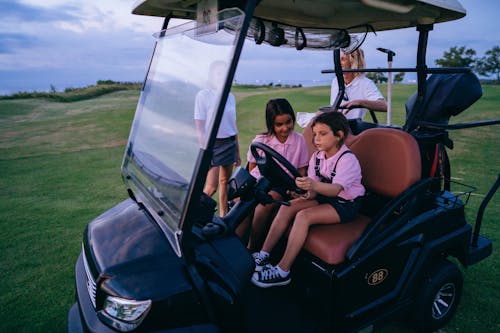 キッズ, ゴルフ, ゴルフカートの無料の写真素材