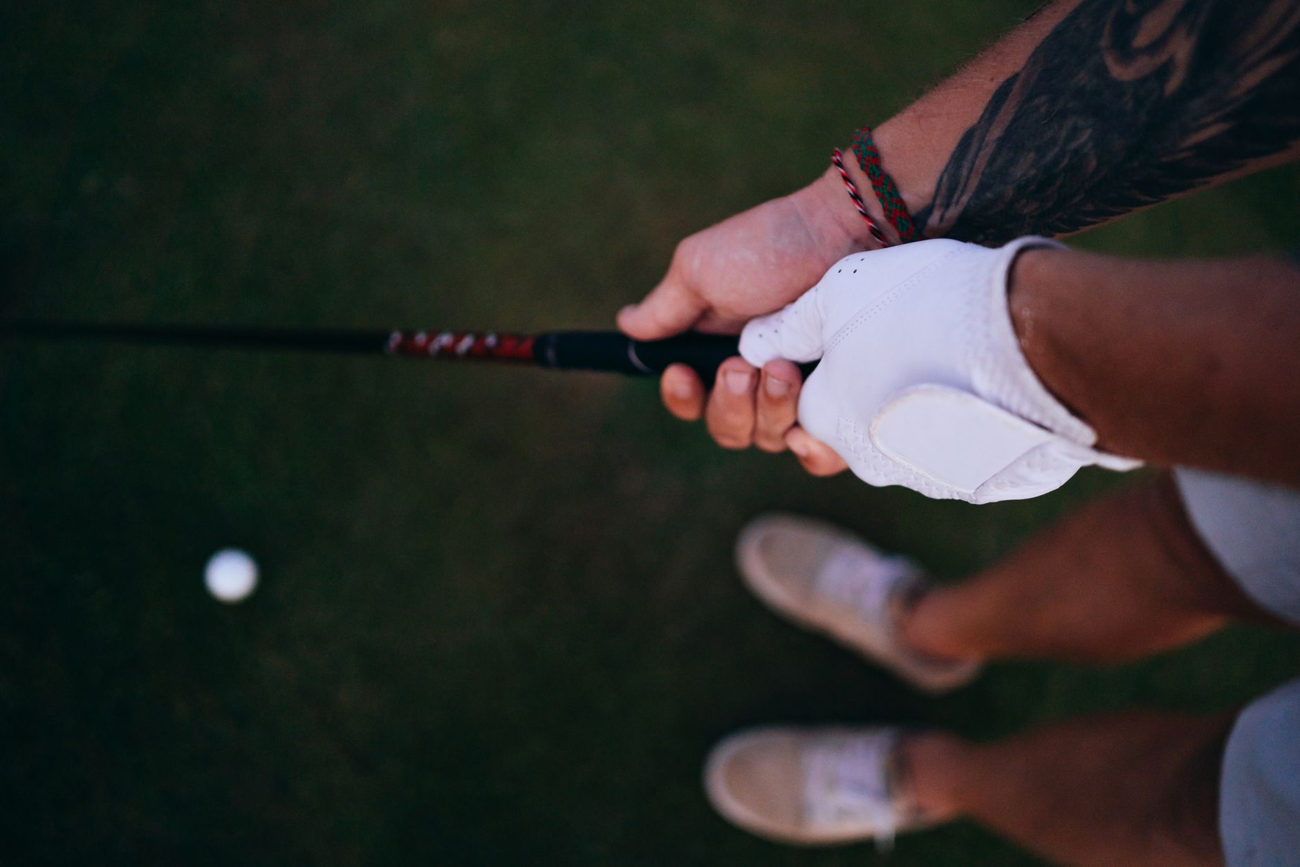 How to Choose Golf Grip Size (And Why It Matters)
