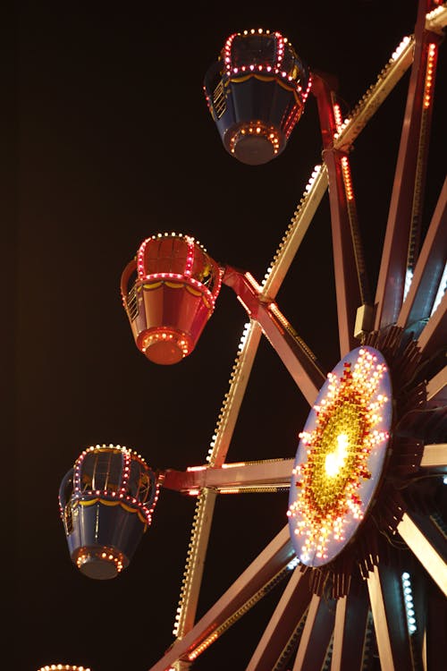 Free Low Angle Shot of a Ferris Wheel Stock Photo