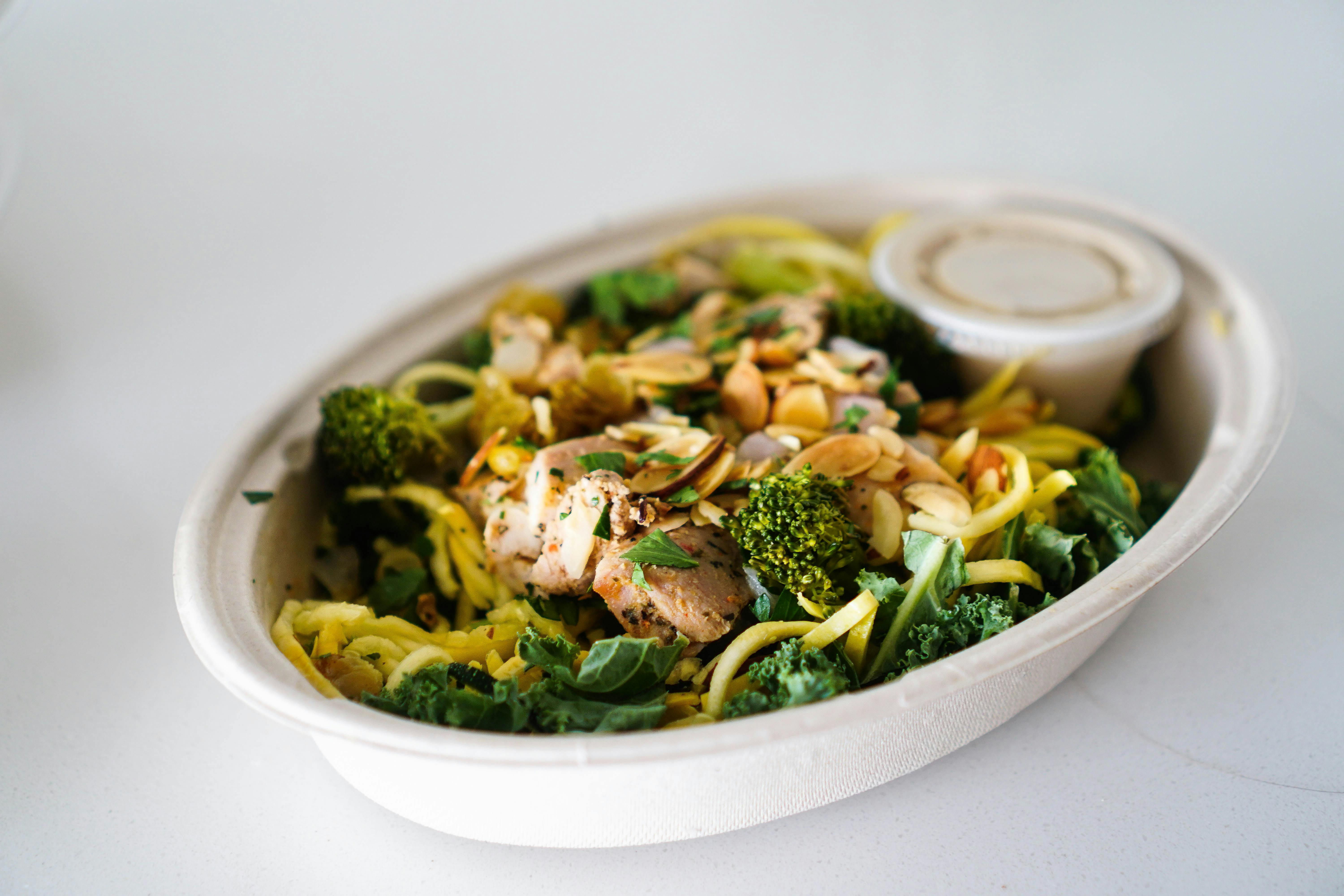 Enjoying a Healthy Lifestyle with Paleo on the Go - Easy Solutions for Busy People