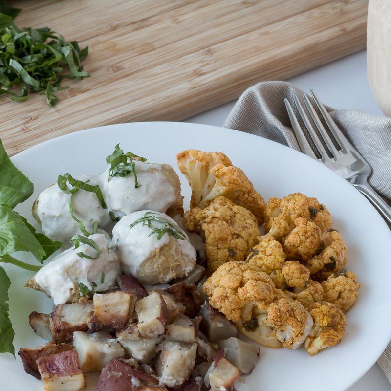 Air Fryer Crispy Cauliflower with Roasted Pecan Dip