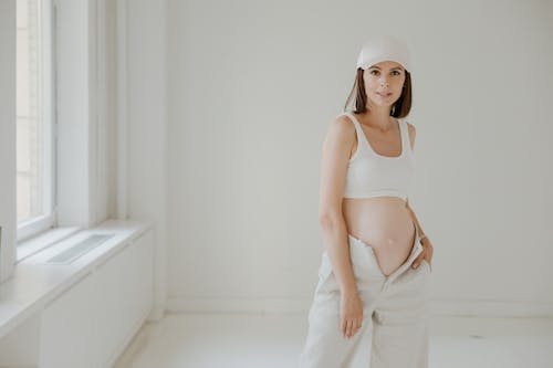 Gratis arkivbilde med enkelhet, gravid, gravid mage Arkivbilde