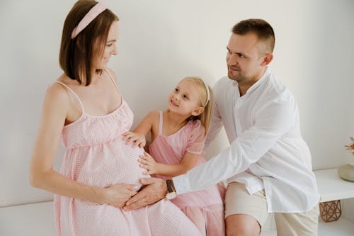 Kostnadsfria Kostnadsfri bild av babybula, familj, gravid Stock foto