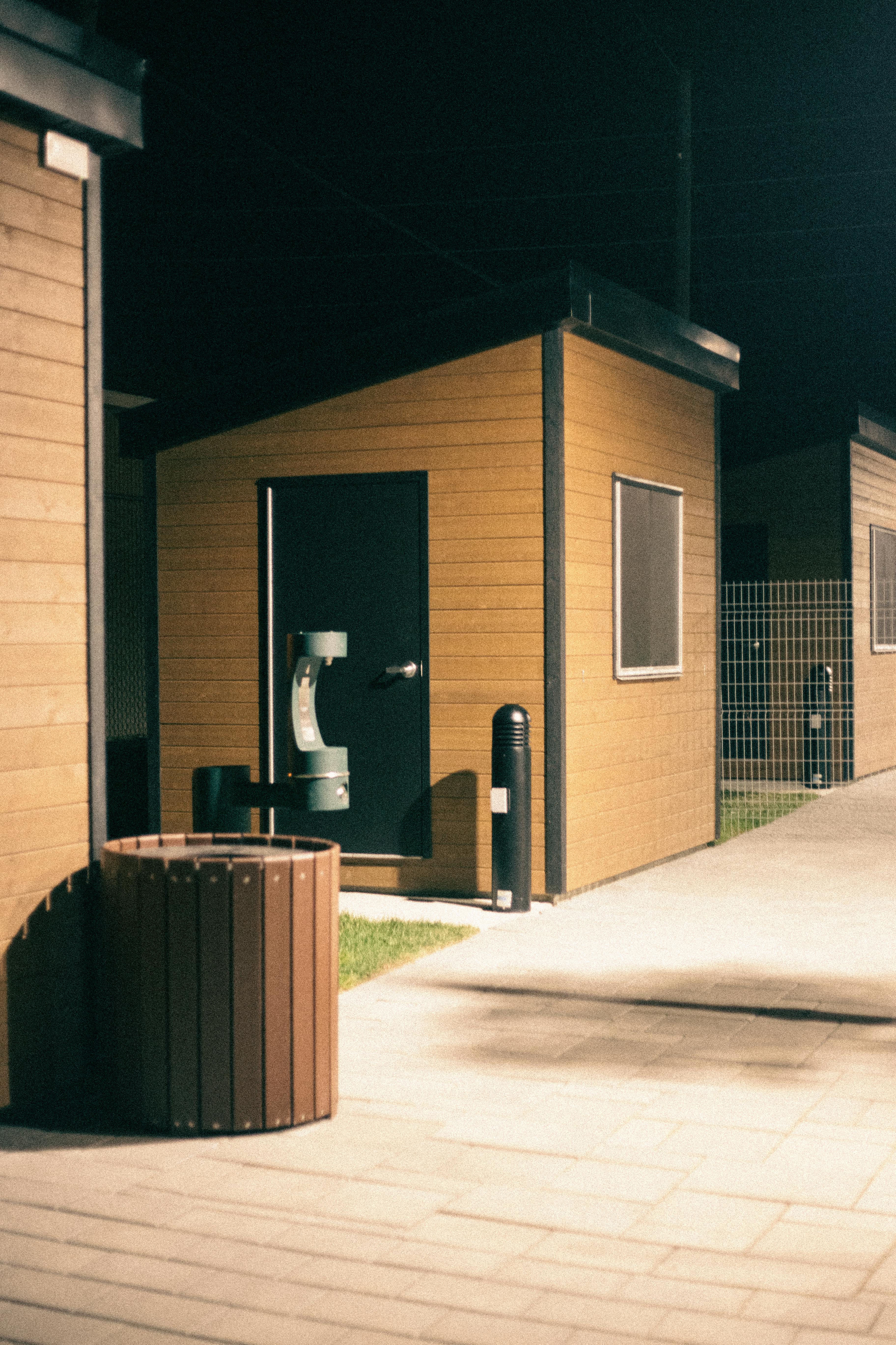 Photo by Erik Mclean