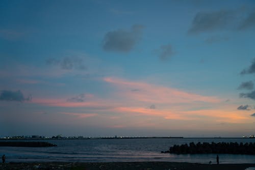 คลังภาพถ่ายฟรี ของ ชายทะเล, ชายหาด, ตอนเย็น