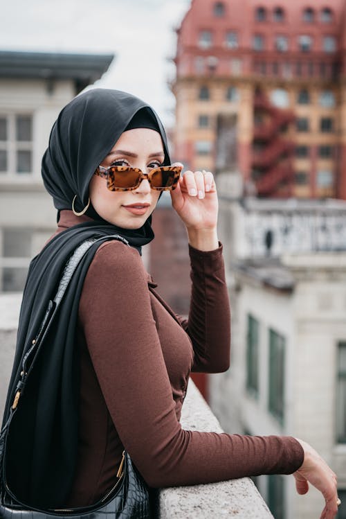 Kostnadsfri bild av elegant, hijab, kvinna