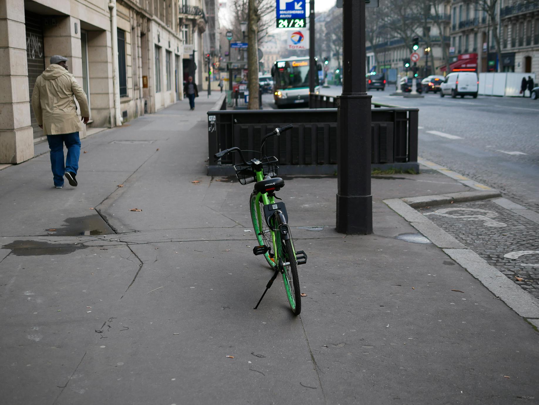 Autopartage à Sin-le-Noble — Vue aérienne d'une ville du département du Nord 59