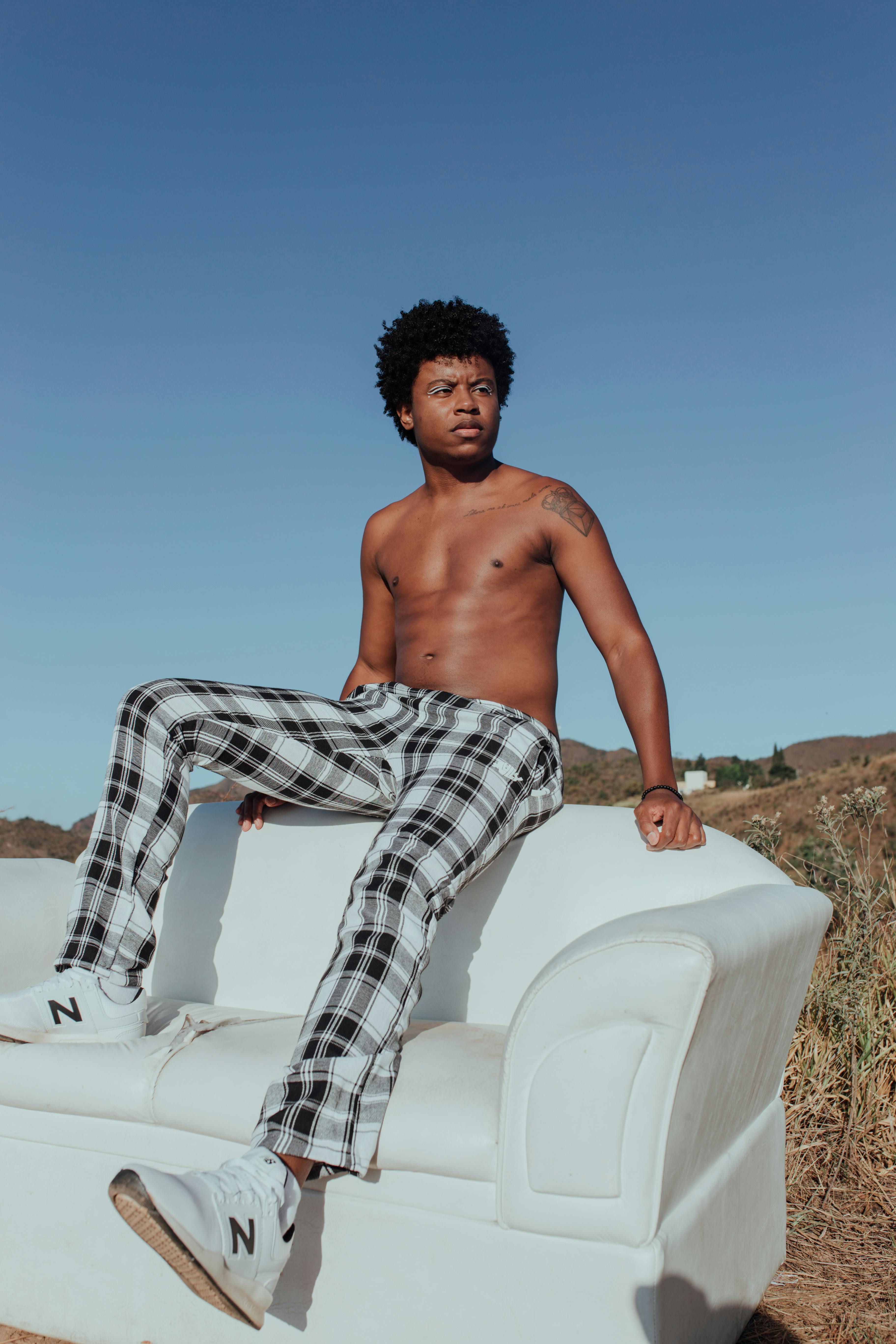 Gratis stockfoto met Afrikaanse afkomst, Afrikaanse kerel, afro haar Stockfoto