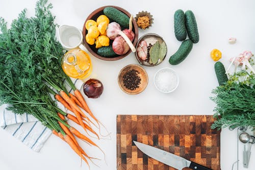 Foto profissional grátis de balcão de cozinha, cenouras, cozimento