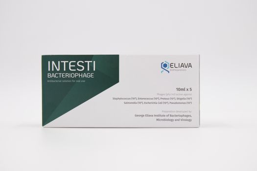 Box of Intesti Bacteriophage, an antibacterial solution for oral use.