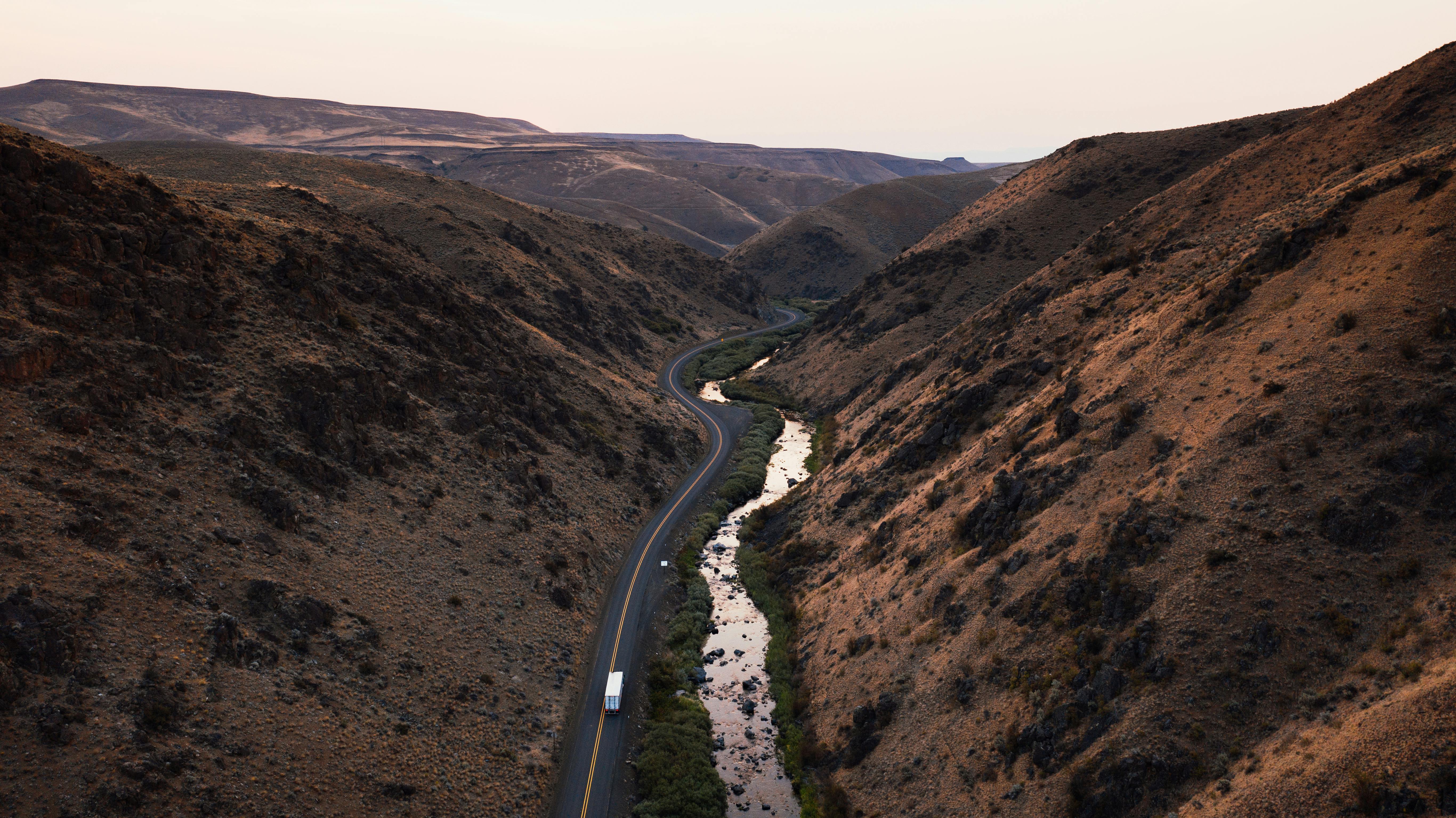 ‘The Precedent Is Flint’: How Oregon’s Data Center Boom Is Supercharging a Water Crisis — Photo by K on Pexels