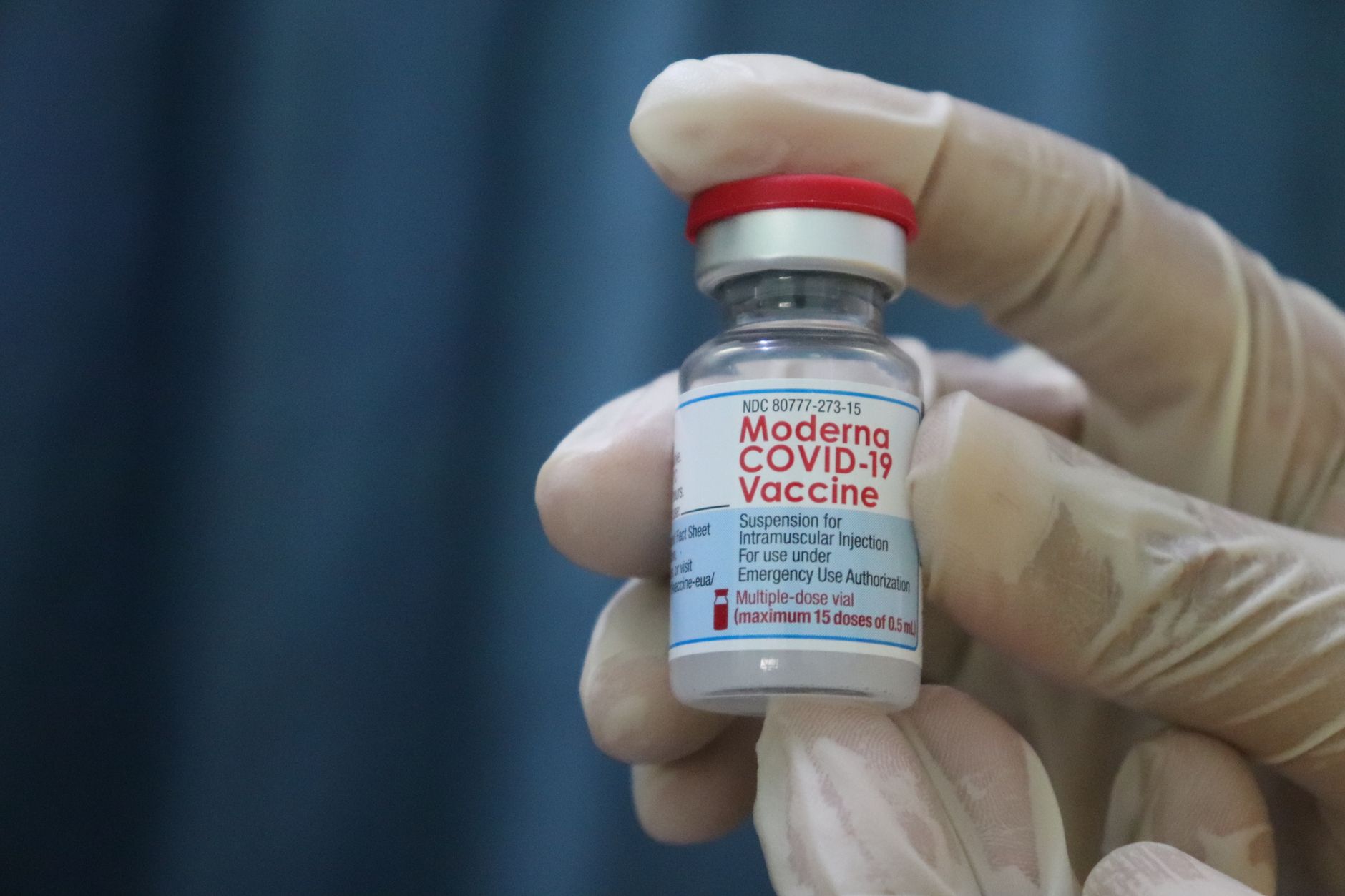 Moderna (MRNA) Shares Fall 25% After Cancer Vaccine Data Leak Despite Positive Trial