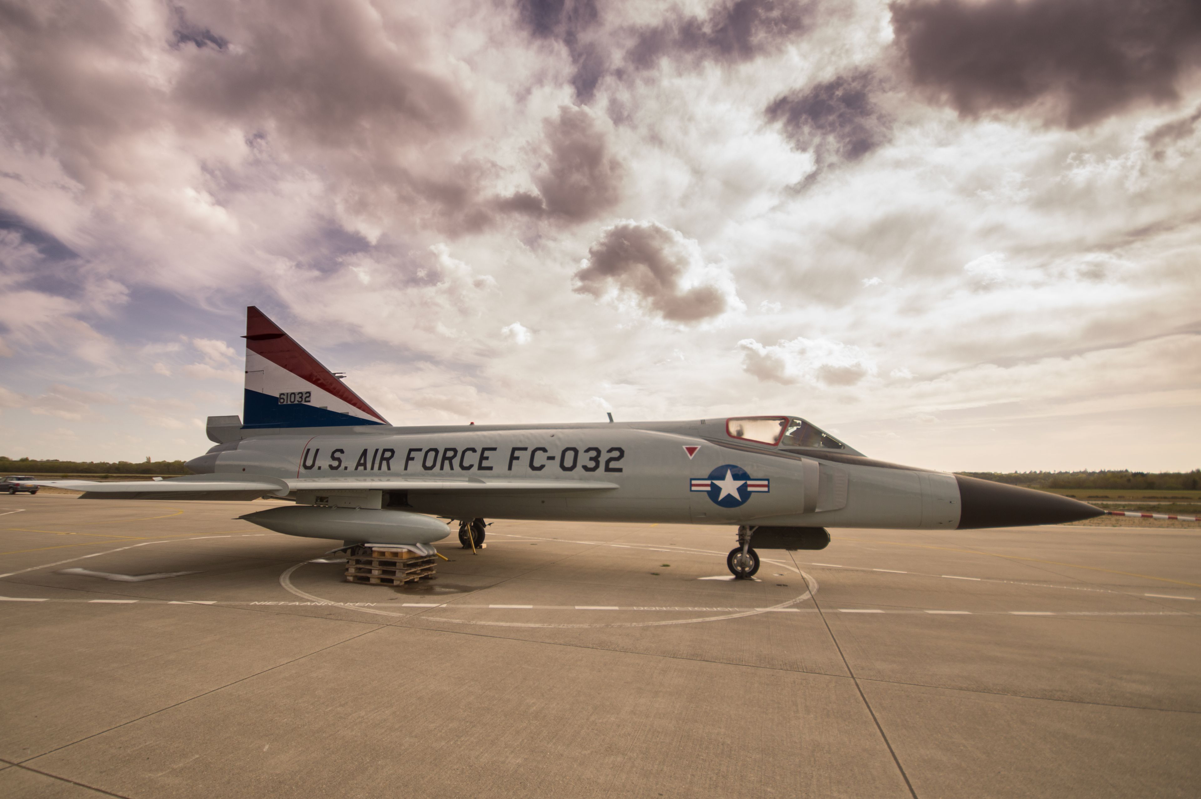 Grafenwöhr Army Air Field (ETIC), Grafenwöhr — private jet cleaning