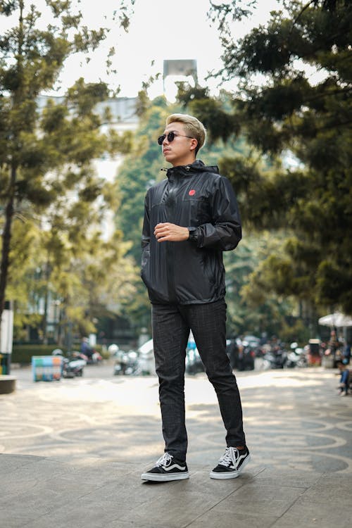 Free A Man in Sunglasses and an all Black Outfit Stock Photo