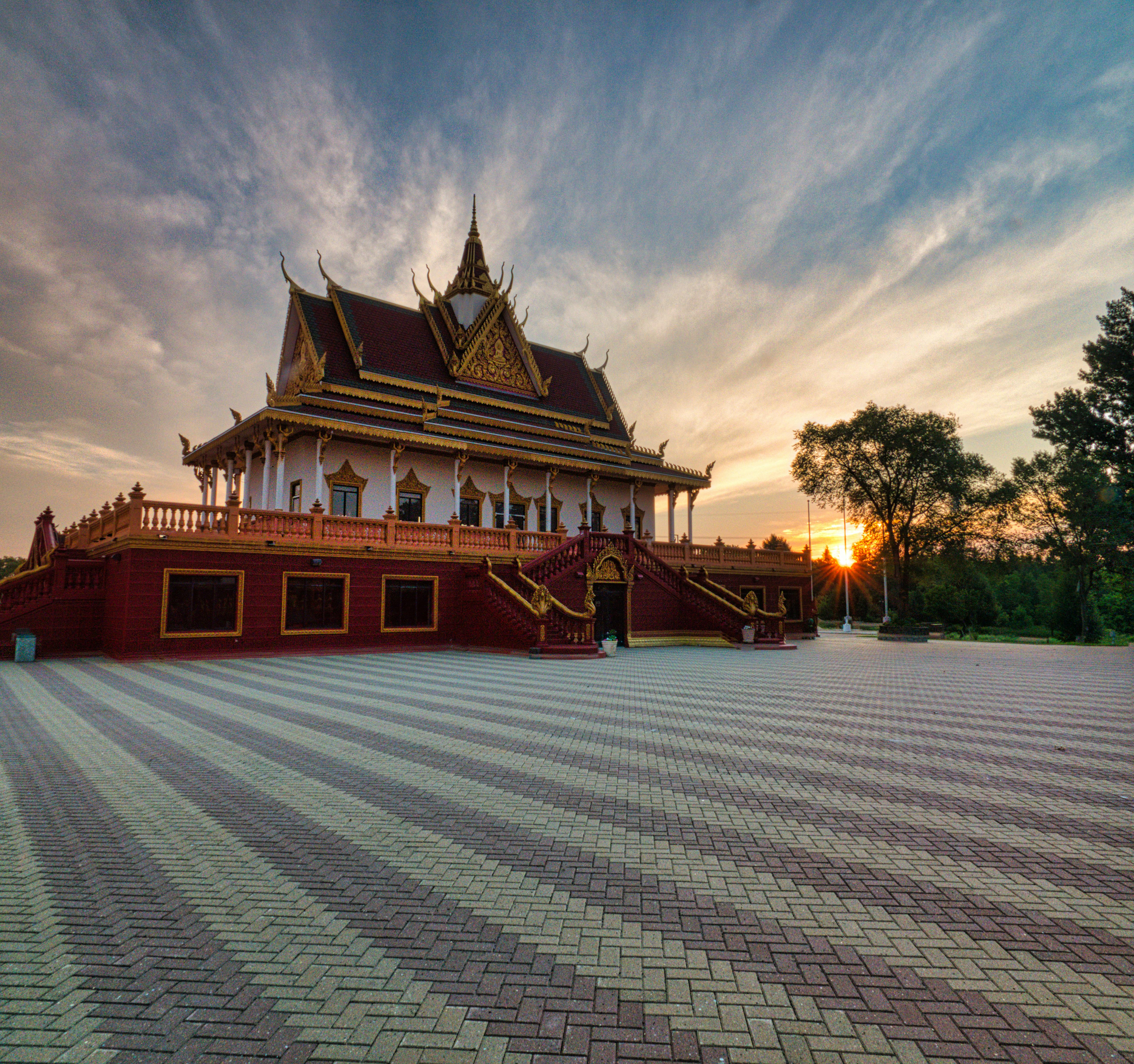 Watt Munisotaram Under Cloudy Sky · Free Stock Photo