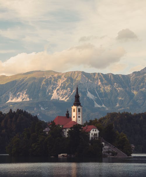 Free The Church in Middle of Lake Bled Stock Photo