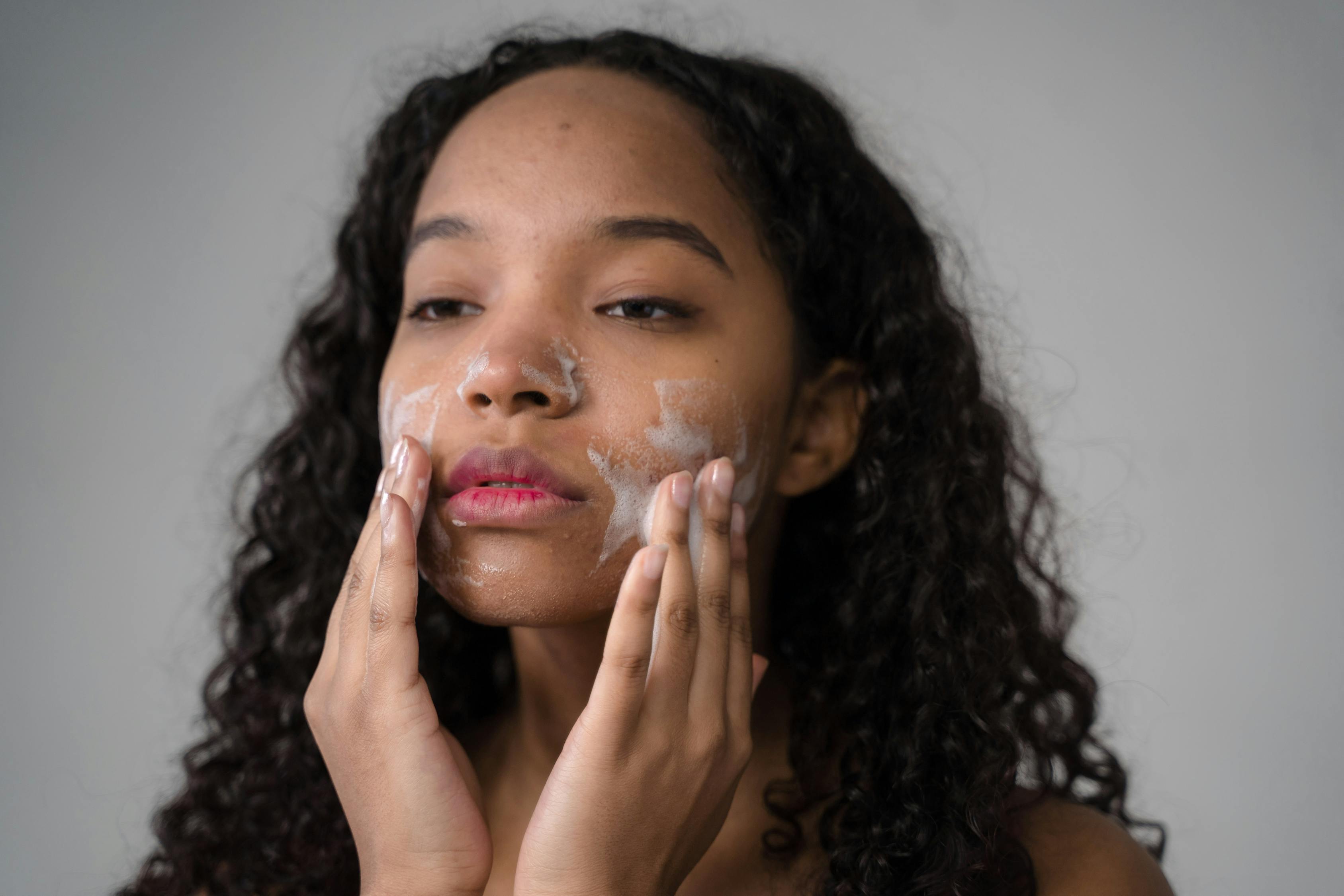 3 Easy Steps How to Choose Gentle Cleanser Based on Your Skin Type