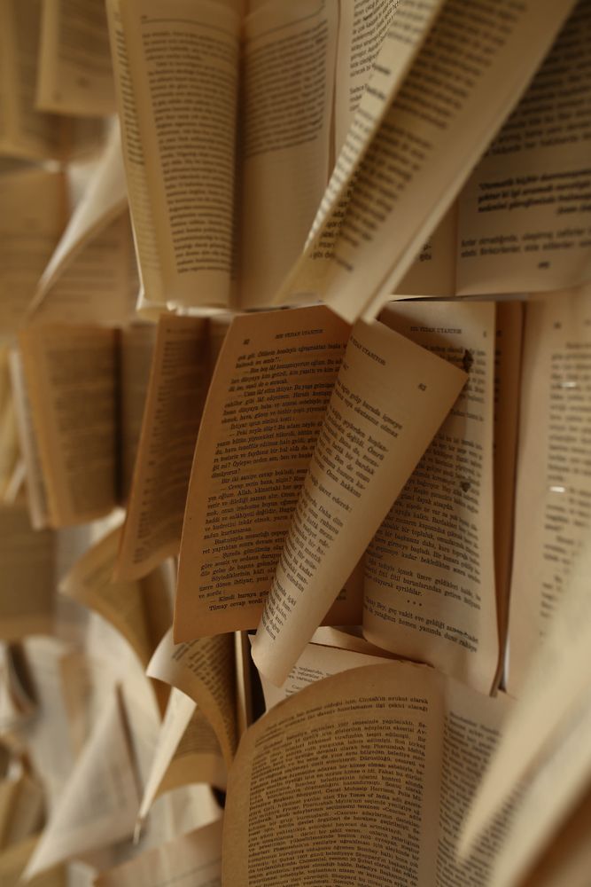 Book Pages Photos, Download The BEST Free Book Pages Stock Photos & HD ...