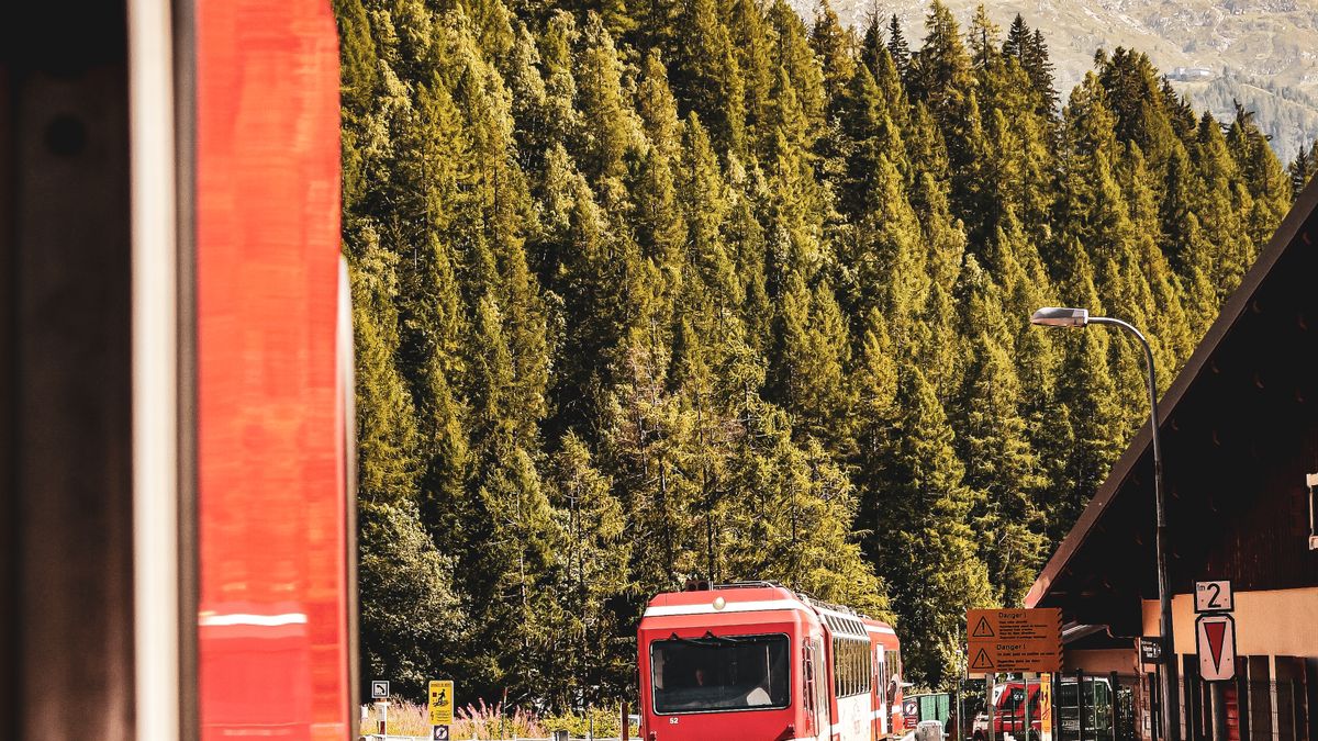 Voyager en train à travers lEurope : itinéraires pittoresques à ne pas manquer