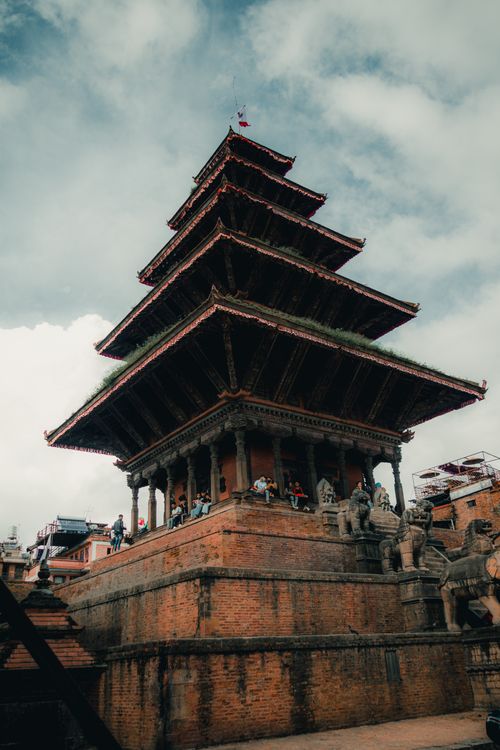 Free Discover the stunning Nyatapola Temple in Bhaktapur, Nepal, a must-see historical site. Stock Photo