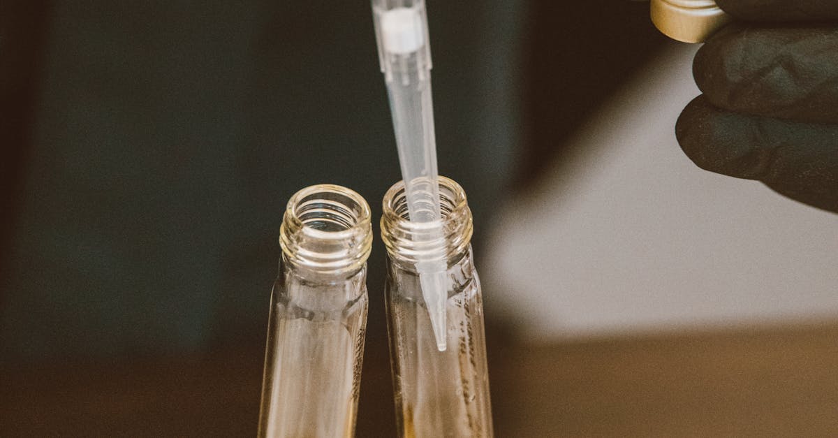 What does hetero mean in science