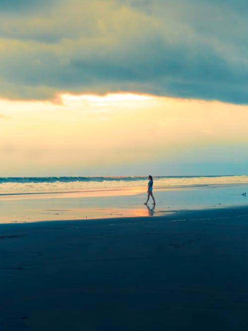 คลังภาพถ่ายฟรี ของ การเดิน, คน, ชายหาด