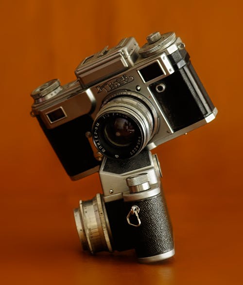Gratis lagerfoto af analog kamera, årgang, film kamera