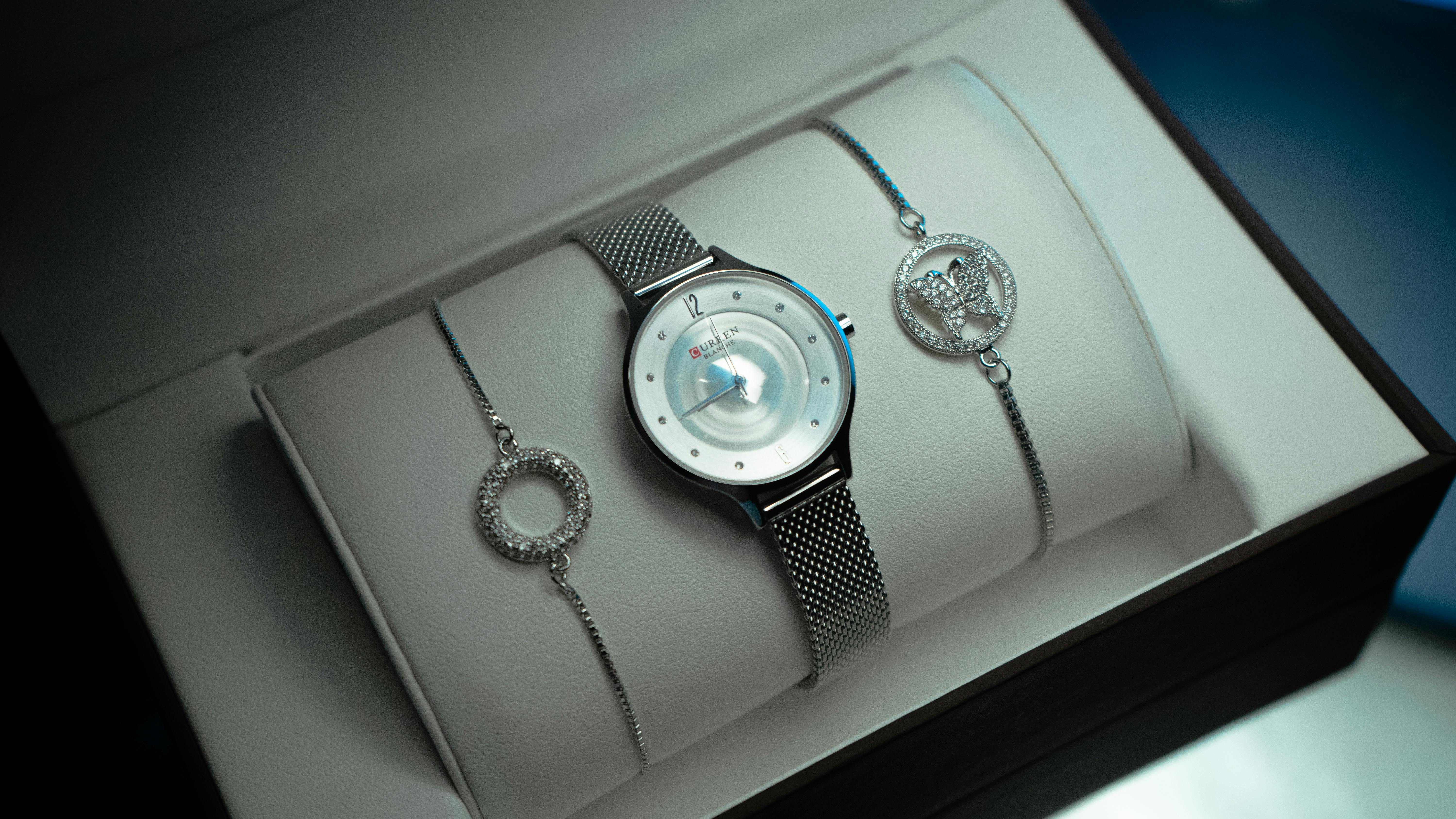 Is Vvs Jewelry Real?