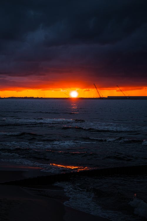 Free Body of Water during Sunset Stock Photo