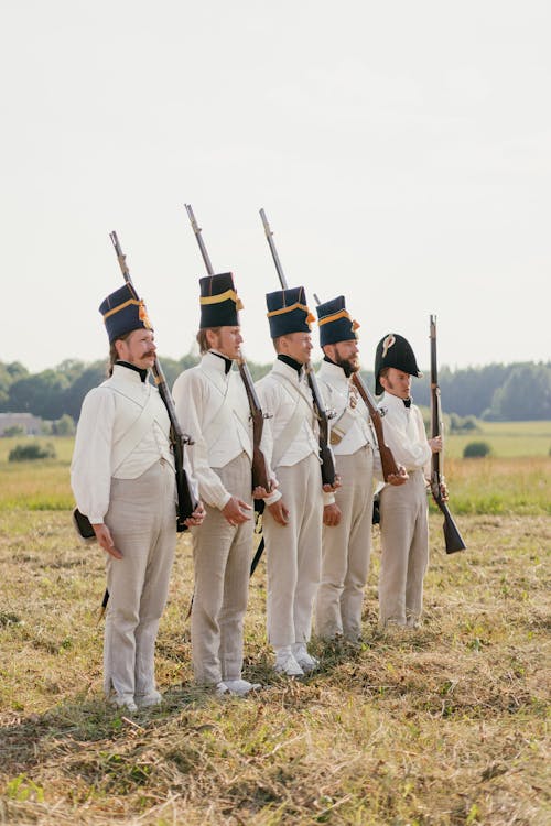 Foto d'estoc gratuïta de fusells, gent, guerrer