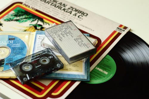 бесплатная Бесплатное стоковое фото с виниловая пластинка, кассетная лента, классическая музыка Стоковое фото