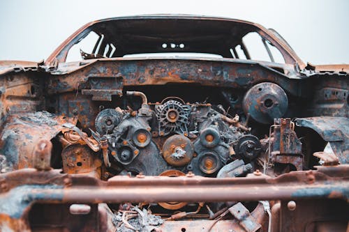 Foto profissional grátis de abandonado, automóvel, com defeito