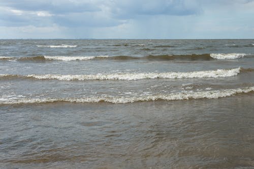 地平線, 波浪撞擊, 海濱 的 免费素材图片