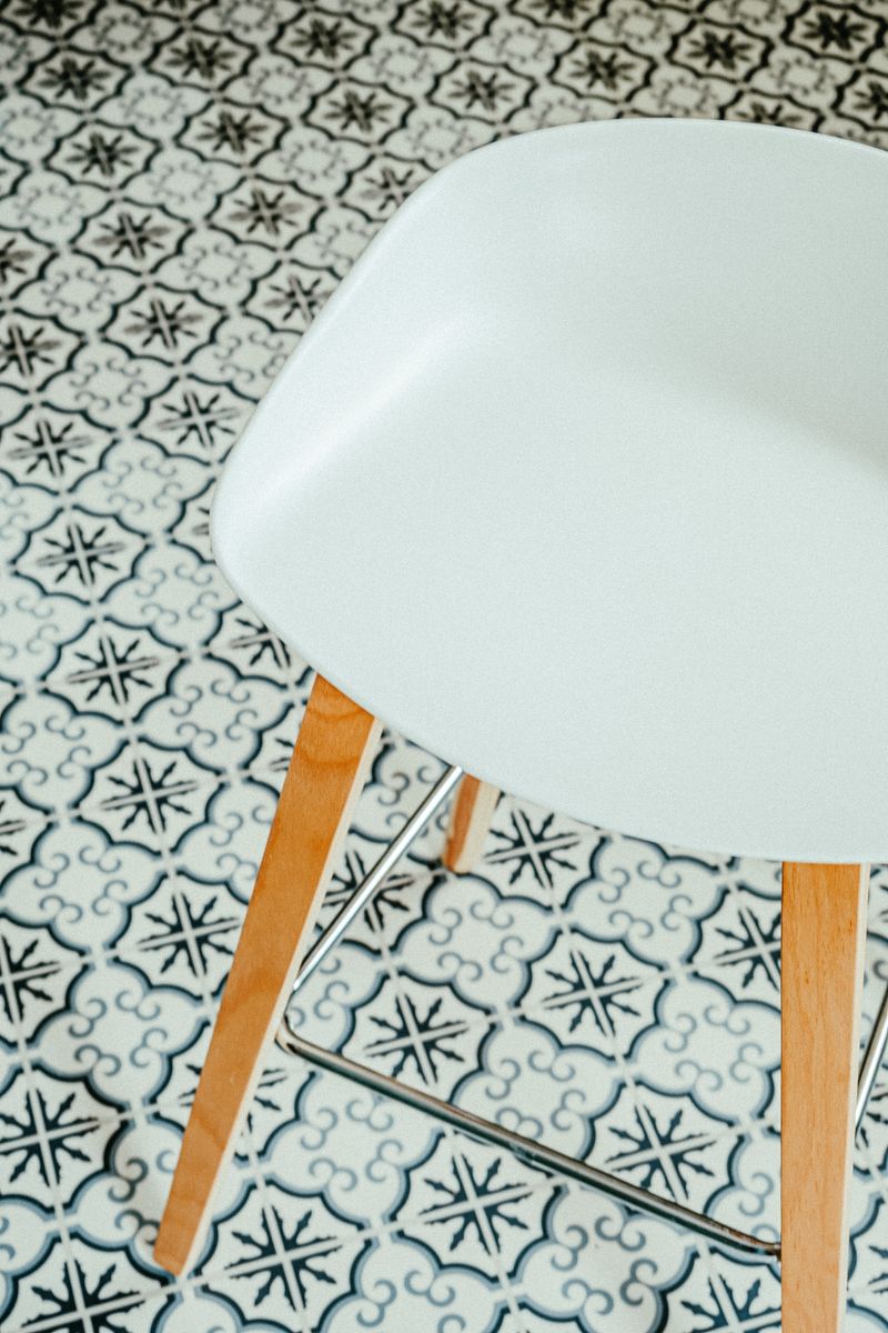 Large-Format Tile in a Monolithic, Single-Slab Look