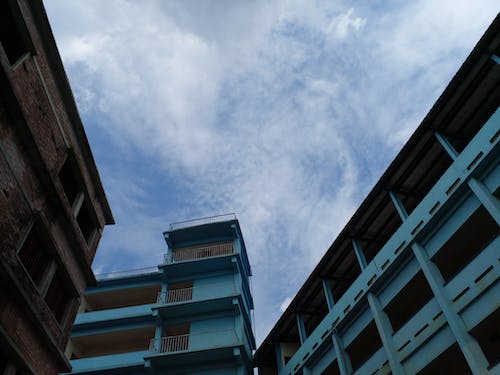 Δωρεάν στοκ φωτογραφιών με αρχιτεκτονική, γαλάζιος ουρανός, κτήριο