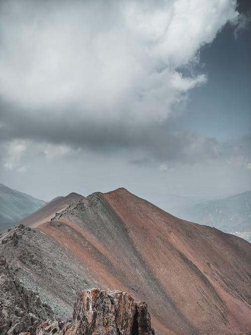 优美的风景, 垂直拍摄, 多雲的天空 的 免费素材图片