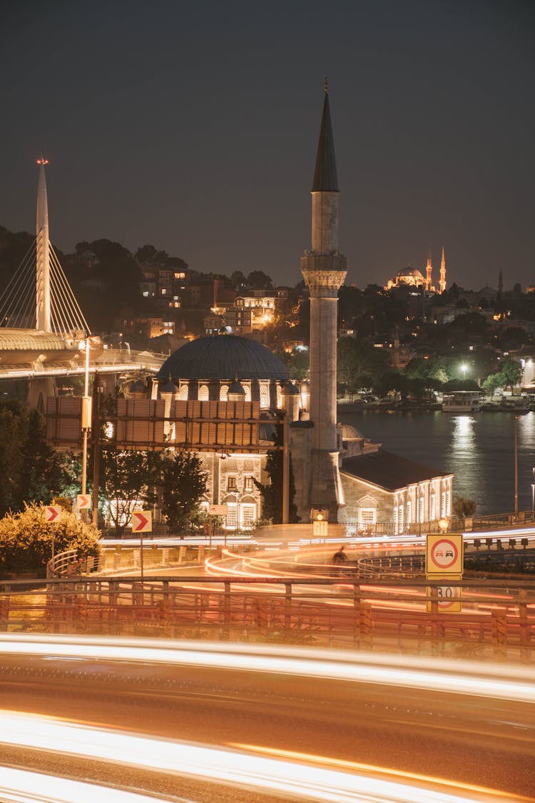 Time Lapse Photography Of The Ortaköy Mosque